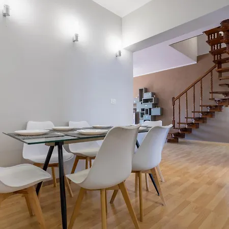 Duplex טיראנה